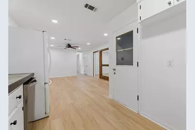 1500 Fairfield Drive, Austin, TX 78757 - Photo 17