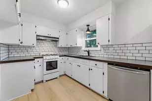 1500 Fairfield Dr, Austin, TX 78757 - Photo 13