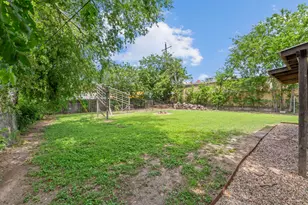 1500 Fairfield Dr, Austin, TX 78757 - Photo 29