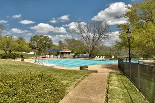4801 Interlachen Ln, Austin, TX 78747 - Photo 27