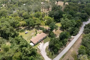 248 Wilbarger Creek Dr, Elgin, TX 78621 - Photo 3