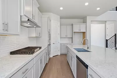 920 Landing Lane, Leander, TX 78641 - Photo 5