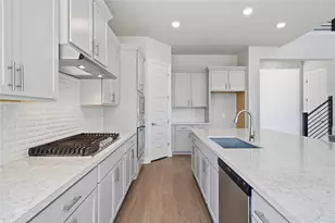 920 Landing Ln, Leander, TX 78641 - Photo 5