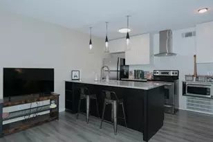 2302 East Side Dr, Austin, TX 78704 - Photo 1