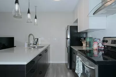 2302 East Side Drive #6, Austin, TX 78704 - Photo 3