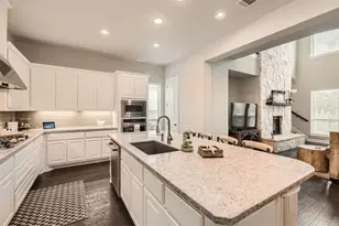 921 Morning Moon Cir, Austin, TX 78732 - Photo 13