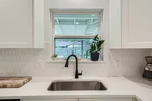 11903 N Oaks Dr, Austin, TX 78753 - Photo 7