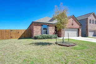 18600 Golden Eagle Way, Elgin, TX 78621 - Photo 3