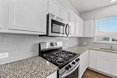 14001 Heywood Drive, Pflugerville, TX 78660 - Photo 17