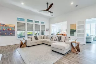 101 Christi Ct, Kyle, TX 78640 - Photo 9