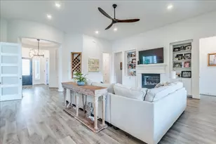 101 Christi Ct, Kyle, TX 78640 - Photo 11