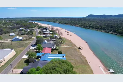 4690 River Oaks Drive, Kingsland, TX 78639 - Photo 3