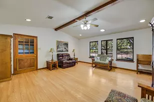 611 Mountain Crest Dr, Wimberley, TX 78676 - Photo 5