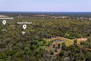 136 Red Fox Ln, Bastrop, TX 78602 - Photo 37