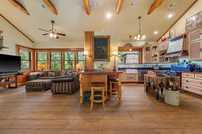 136 Red Fox Lane, Bastrop, TX 78602 - Photo 7