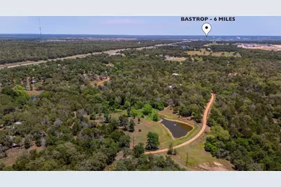 136 Red Fox Lane, Bastrop, TX 78602 - Photo 35