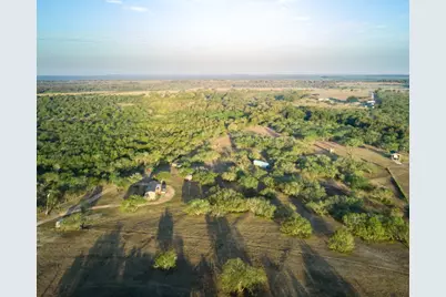 1096 County Road 447, Waelder, TX 78959 - Photo 11