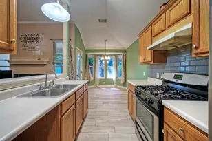 14507 Oliphant St, Austin, TX 78725 - Photo 9