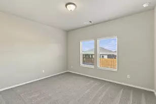 132 Wind Hl, Jarrell, TX 76537 - Photo 17