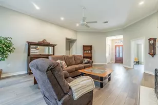 3310 Flower Field Ln, Pearland, TX 77584 - Photo 7