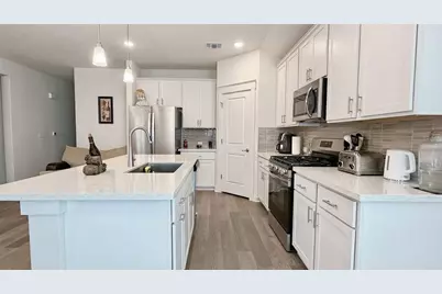 7608 Purple Drop Bend, Del Valle, TX 78617 - Photo 7