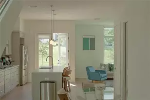 2519 Sutherland St, Austin, TX 78746 - Photo 3