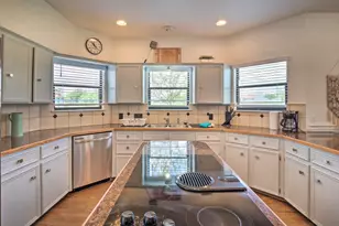 15805 Richards Dr, Del Valle, TX 78617 - Photo 5