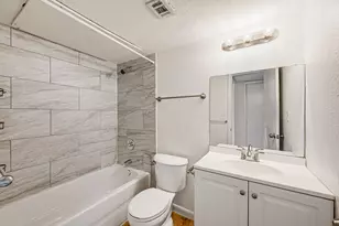 2207 Leon St, Austin, TX 78705 - Photo 15