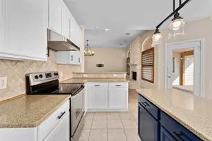 1021 Westland Ridge Rd, Dripping Springs, TX 78620 - Photo 13