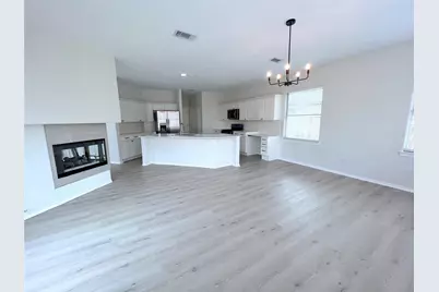 9622 Woodvale Drive, Austin, TX 78729 - Photo 7