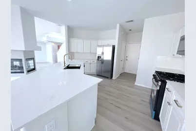 9622 Woodvale Drive, Austin, TX 78729 - Photo 9