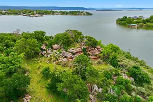1412 Parkway St, Tow, TX 78672 - Photo 25