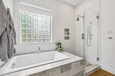 12000 Portobella Drive, Austin, TX 78732 - Photo 9