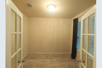 1601 Lions Den, Leander, TX 78641 - Photo 3