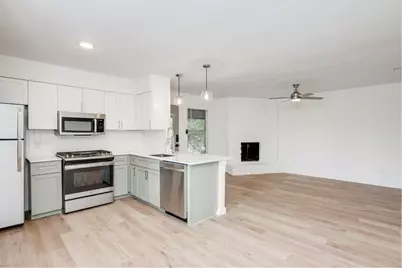 906 Airoso Cove #D, Austin, TX 78745 - Photo 3