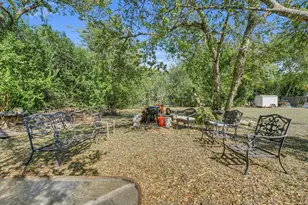 1308 S Pine St, Georgetown, TX 78626 - Photo 15