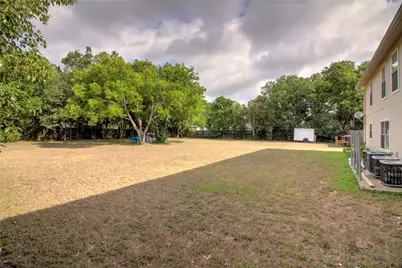 1308 S Pine Street #D, Georgetown, TX 78626 - Photo 25