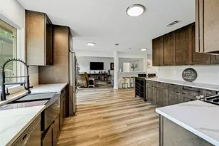 3802 Hawkshead Dr, Austin, TX 78727 - Photo 11