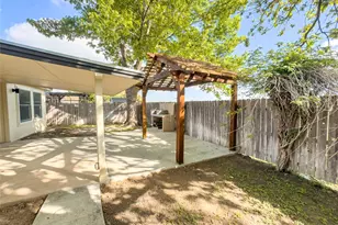 157 Meadowlark Cir, Georgetown, TX 78626 - Photo 19