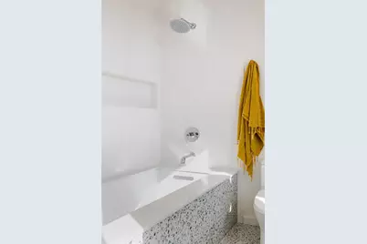 2112 Lawnmont Avenue, Austin, TX 78756 - Photo 27