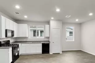 3043 Winding Creek Rd, Kyle, TX 78640 - Photo 17