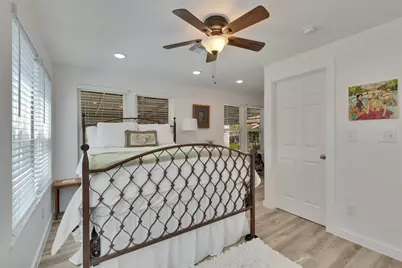 5206 Grover Avenue, Austin, TX 78756 - Photo 11