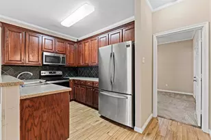 2101 S 7th St, Waco, TX 76706 - Photo 17
