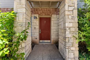 2101 S 7th St, Waco, TX 76706 - Photo 9