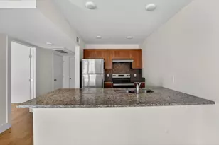 909 Reinli St, Austin, TX 78751 - Photo 9