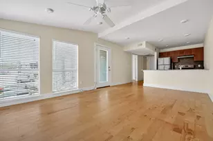 909 Reinli St, Austin, TX 78751 - Photo 3