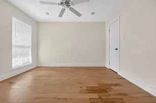 909 Reinli St, Austin, TX 78751 - Photo 23