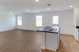 140 Schuenemann Wy, Uhland, TX 78640 - Photo 3