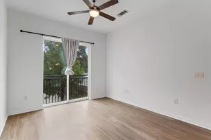 1900 Barton Springs Rd, Austin, TX 78704 - Photo 9