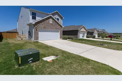 409 Line Of Fire Way, Jarrell, TX 76537 - Photo 3